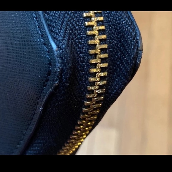 Michael Kors Wristlet Wallet - Picture 8 of 8